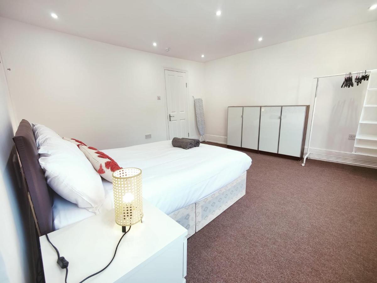 3 Bed Flat Close To Liverpool St & Brick Lane Londýn Exteriér fotografie